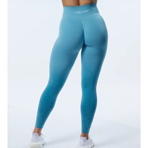 New Alphalete Amplify ombré leggings - Ocean.  Size small.